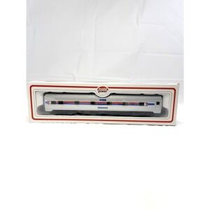 Model Power HO Scale Amtrak Bullet Locomotive Train Engine Passenger Car Silver
